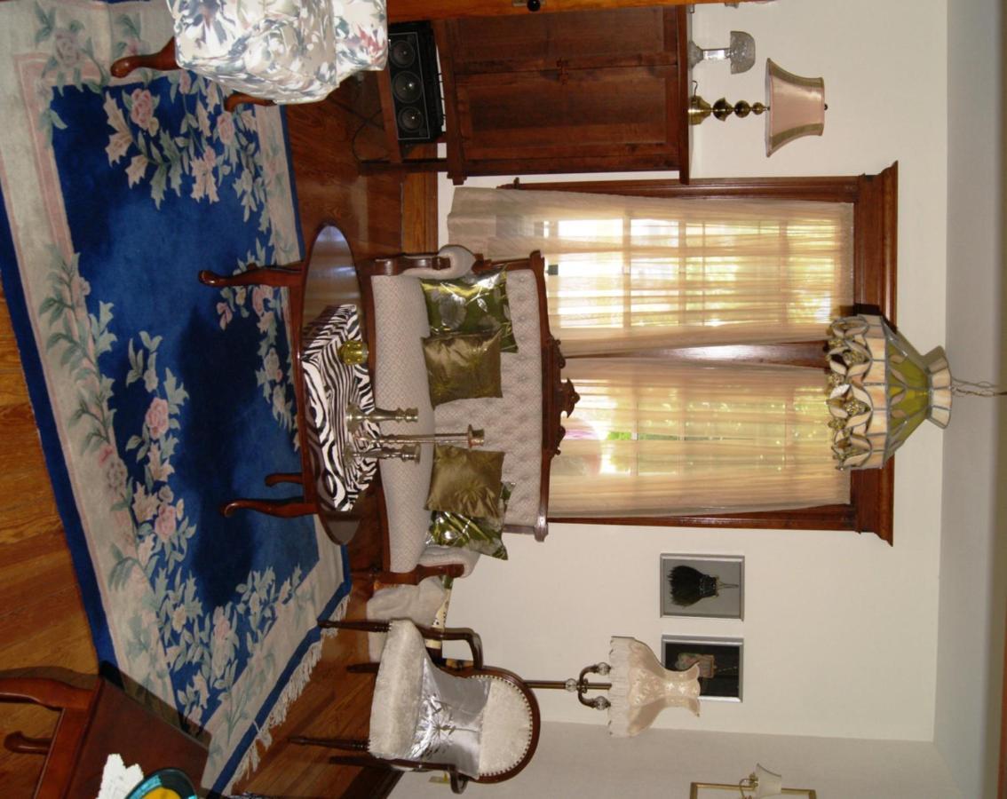 Ye Olde Walkerville Bed & Breakfast Windsor Exteriér fotografie