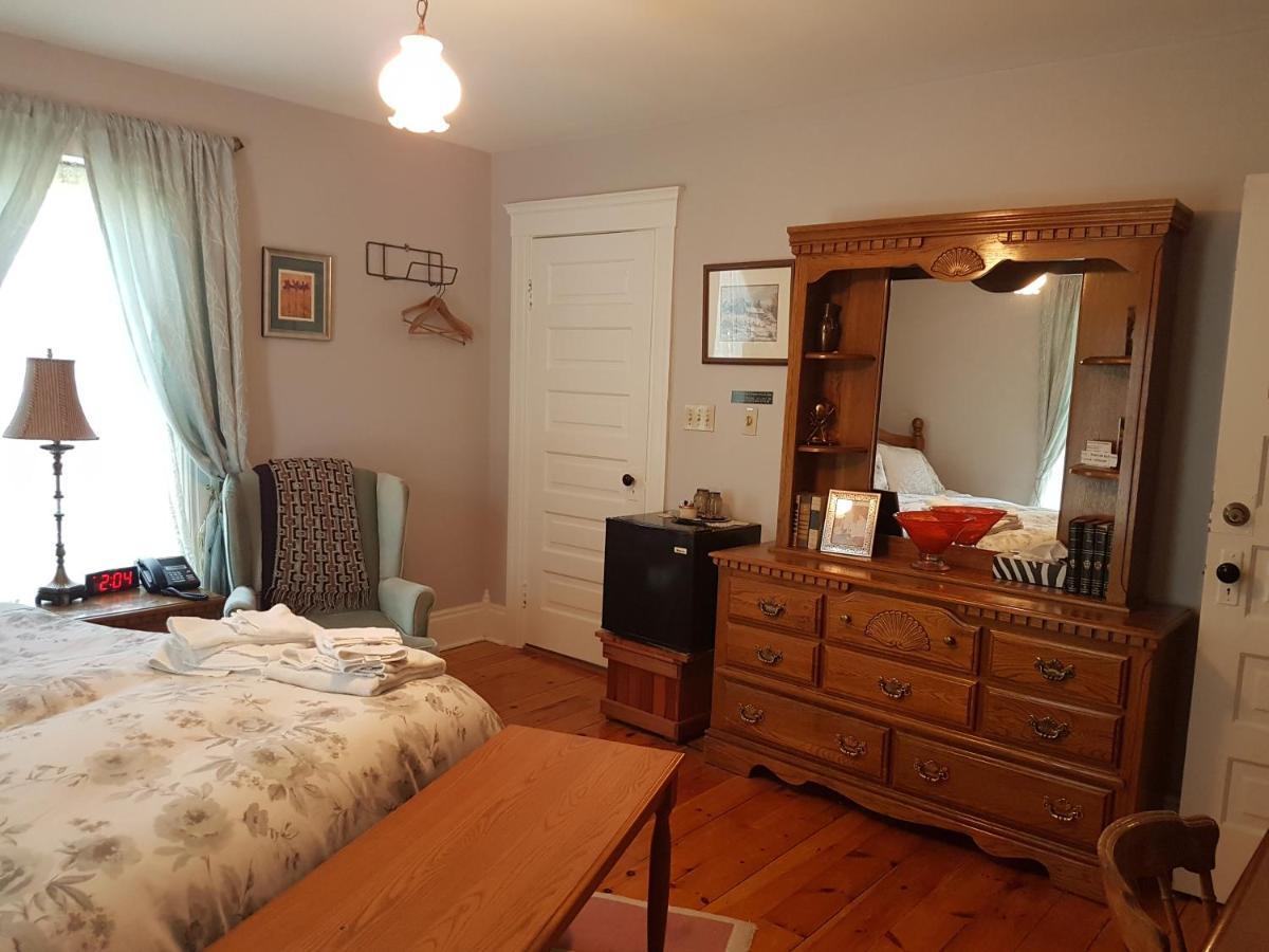 Ye Olde Walkerville Bed & Breakfast Windsor Exteriér fotografie